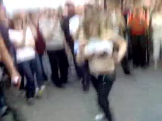 Καυτά στριπτίζ χορός σε δημόσιο