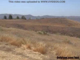 Hiking in la gets banteng when a nggantheng pirang perek gets naked and fucks outdoors&excl; she swallows every drop of hot cum&excl;&excl; featuring bailey brooke